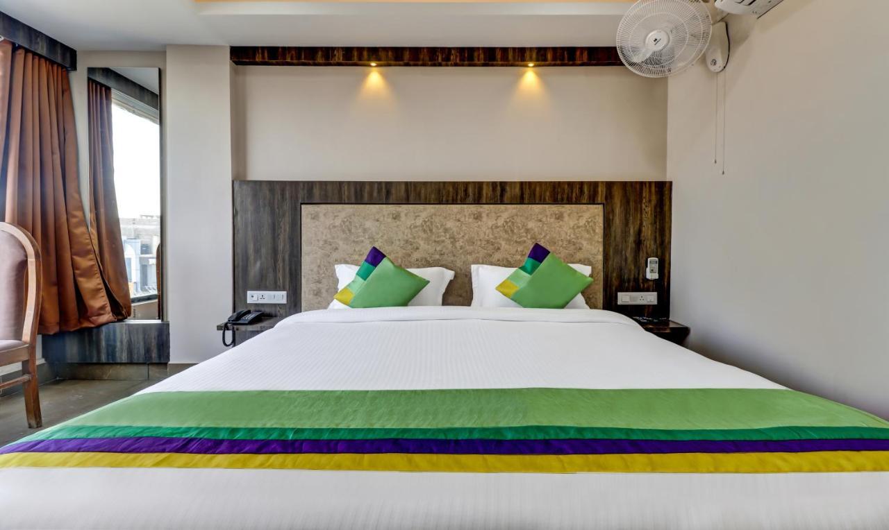 Hotel Bikalal, ビーカーネール エクステリア 写真